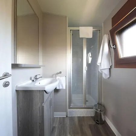 5 Pers Avec Terrasse - Api-1-52-1816 * Zumaia