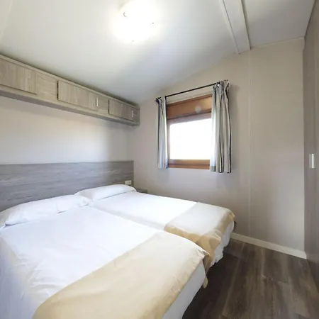 5 Pers Avec Terrasse - Api-1-52-1816 Zumaia