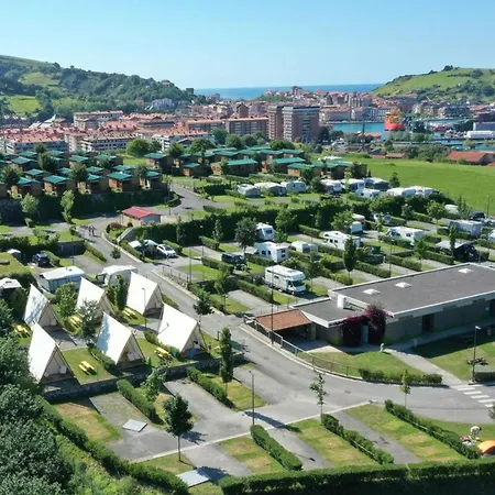 مكان تخييم 5 Pers Avec Terrasse - Api-1-52-1816