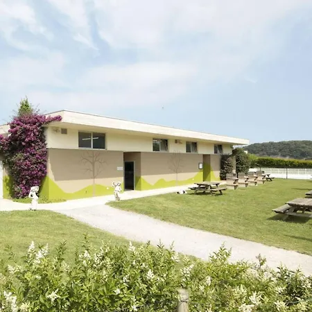 مكان تخييم 5 Pers Avec Terrasse - Api-1-52-1816 زومايا